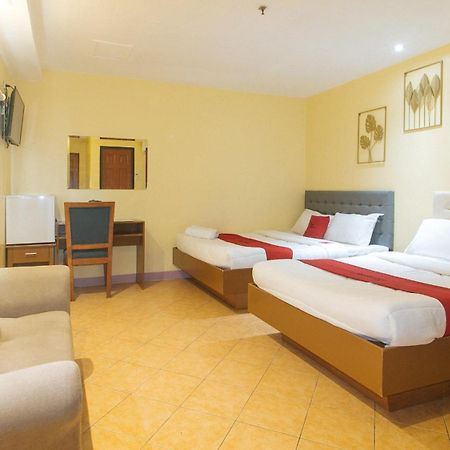 Reddoorz At Comfy Inn Ermita Manila Dış mekan fotoğraf