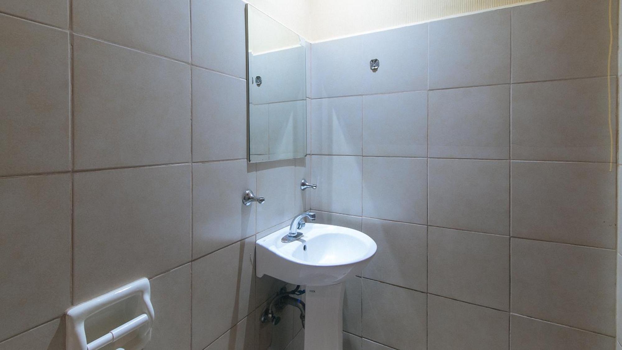 Reddoorz At Comfy Inn Ermita Manila Dış mekan fotoğraf