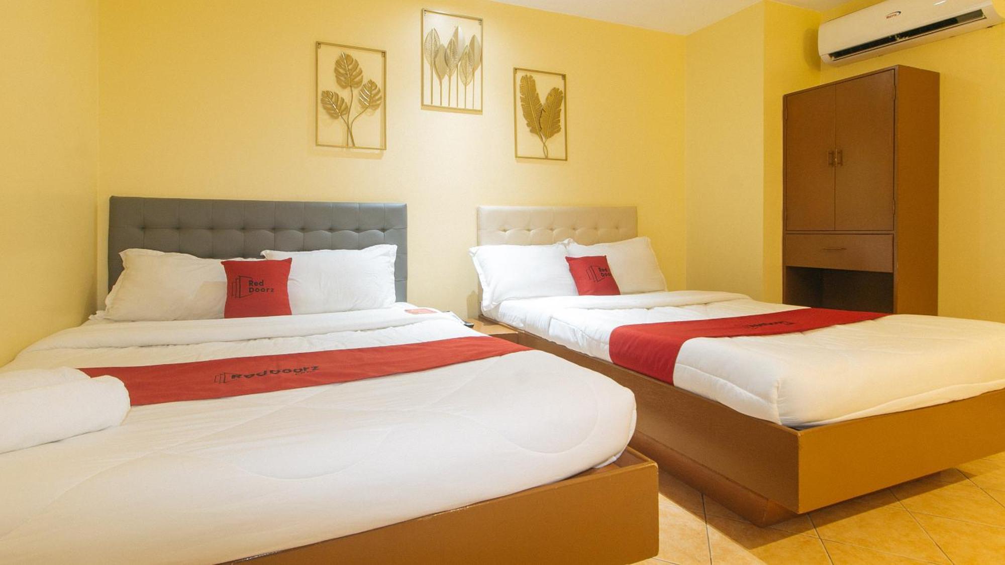 Reddoorz At Comfy Inn Ermita Manila Dış mekan fotoğraf