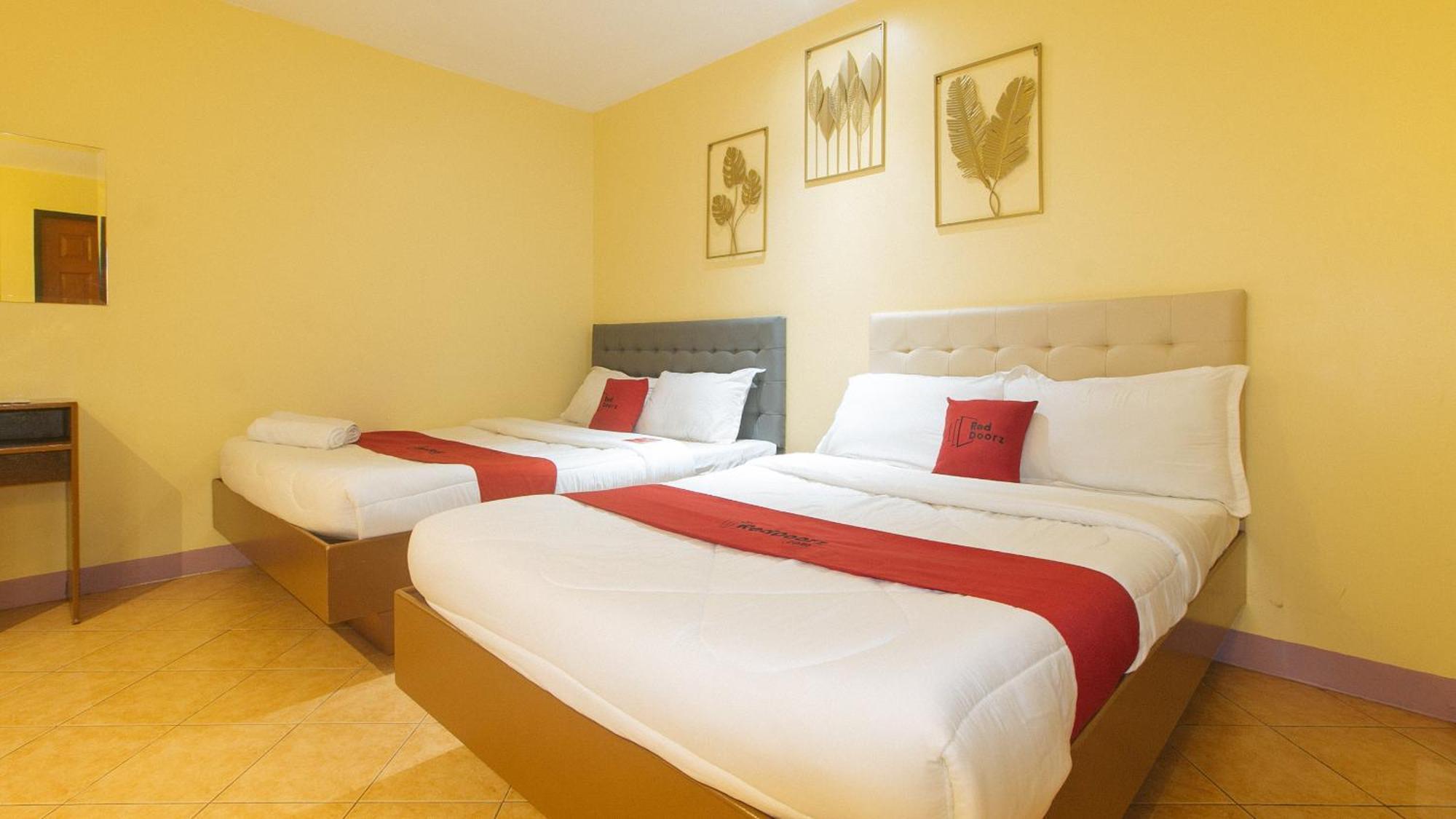 Reddoorz At Comfy Inn Ermita Manila Dış mekan fotoğraf